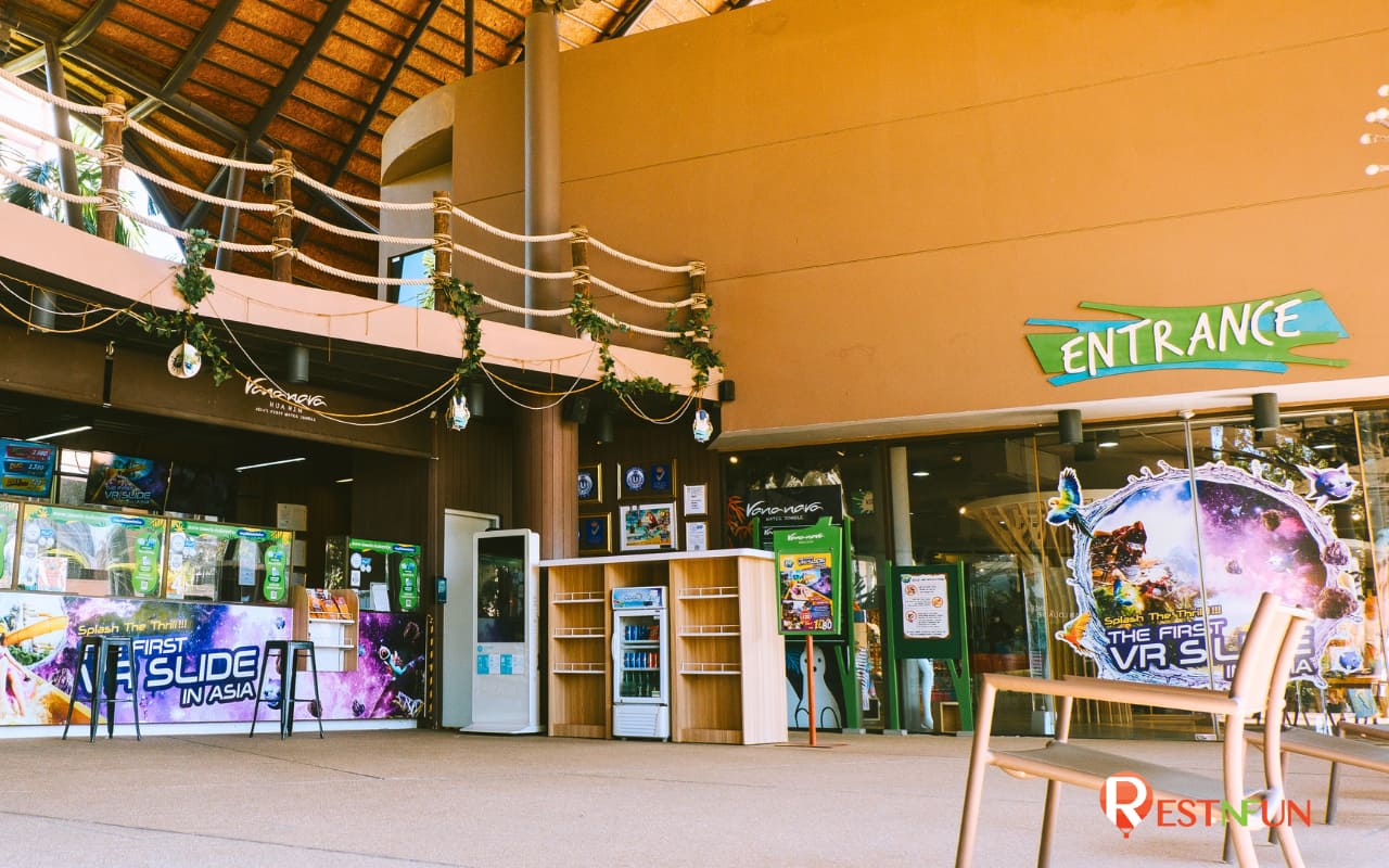 Vana Nava Hua Hin ticket counter